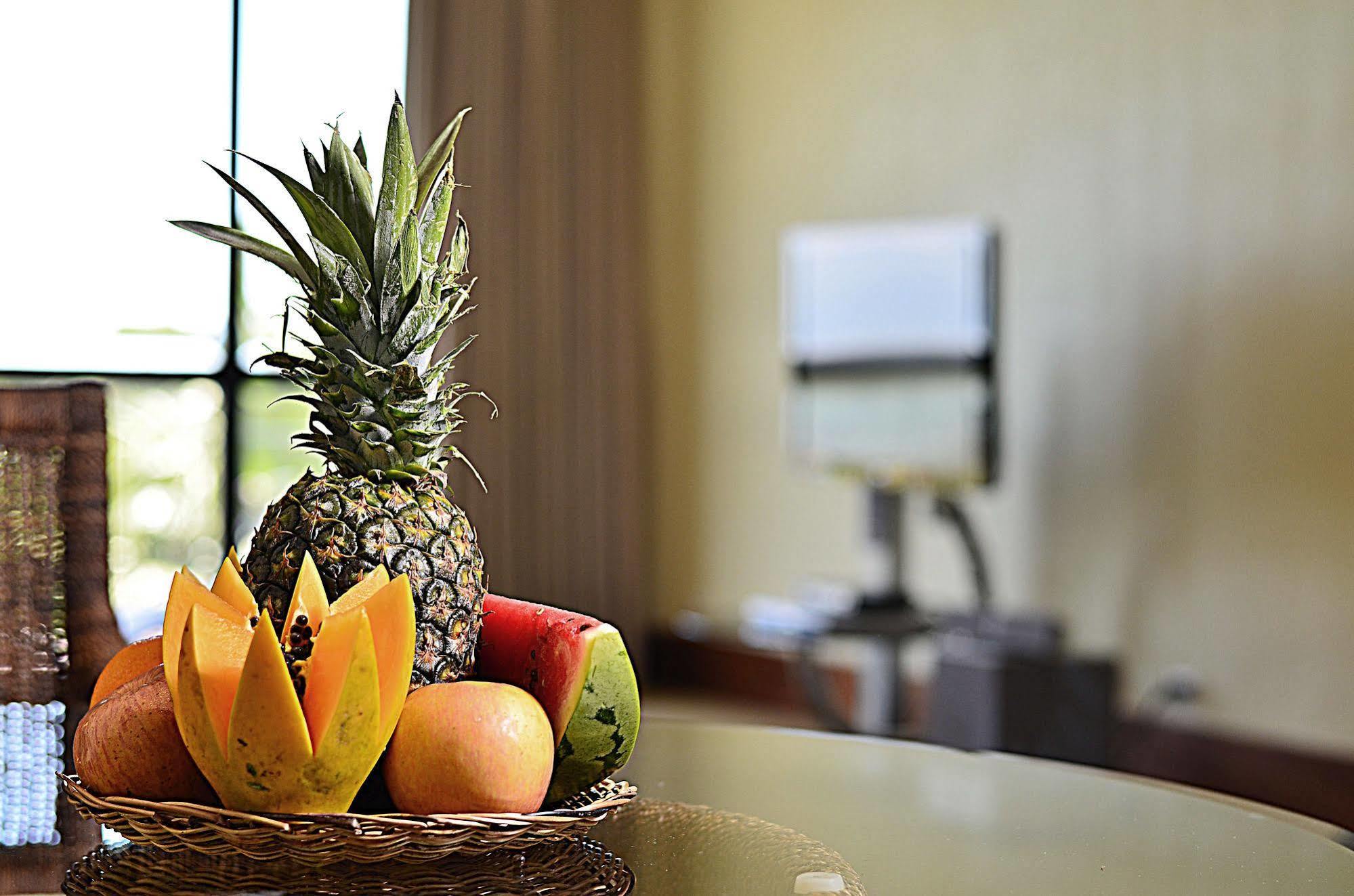 Thunderbird Resorts - Rizal Binangonan Bagian luar foto