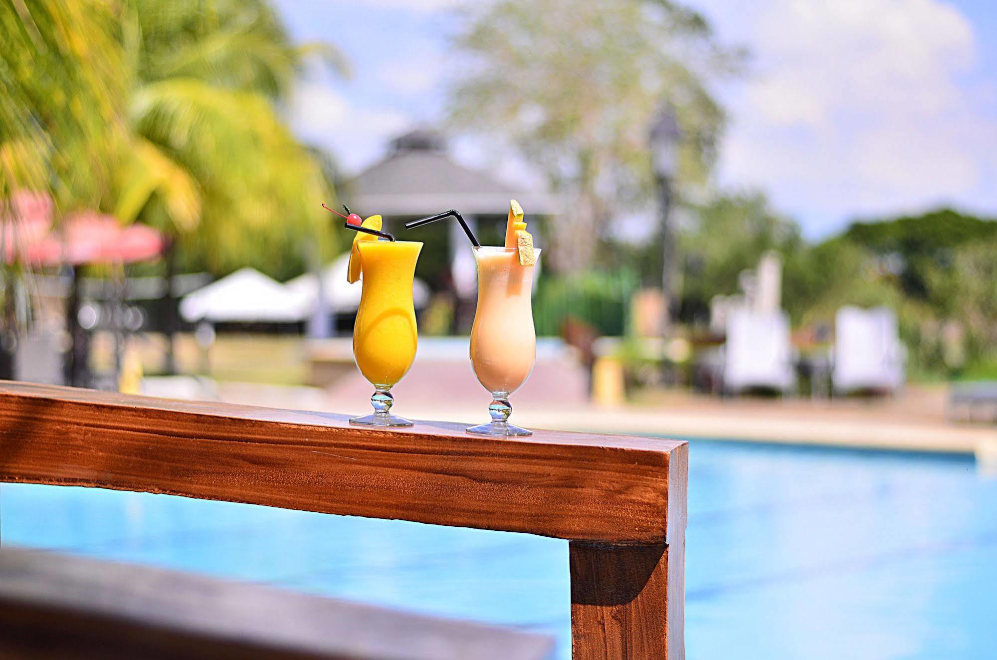 Thunderbird Resorts - Rizal Binangonan Bagian luar foto
