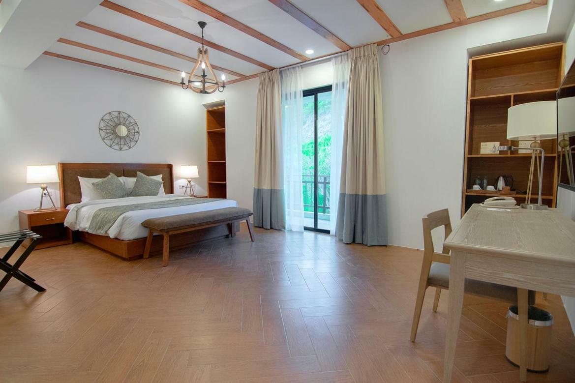 Thunderbird Resorts - Rizal Binangonan Bagian luar foto